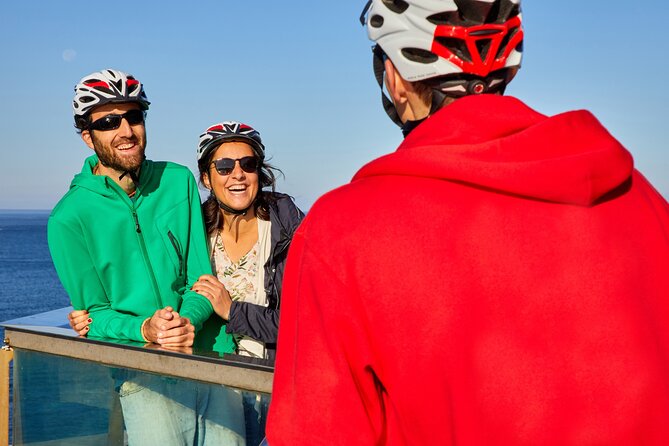 San Sebastian E-bike trour: Basque History and Cultural. - Santa Catalina Bridge and the growing city