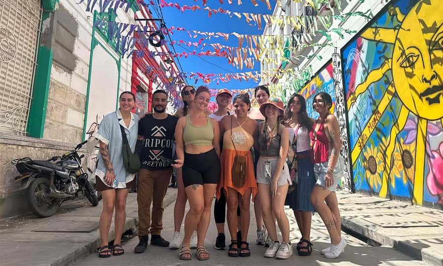 Santa Marta A Historical & Street food Experience - The Cathedral Basilica and colonial details