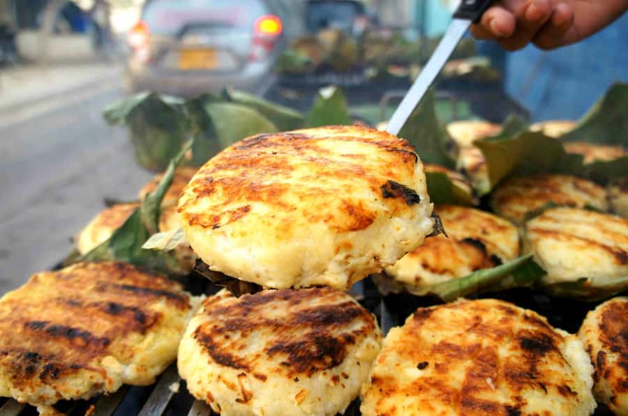 Santa Marta A Historical & Street food Experience - Parque de los Novios and Santa Marta after dark