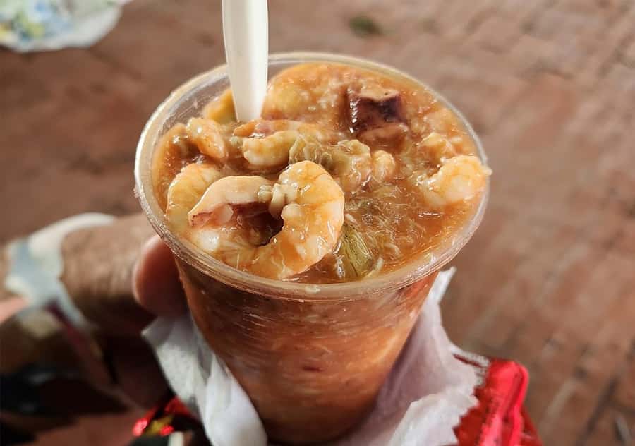 Santa Marta A Historical & Street food Experience - Bolívar Park and the first city stories