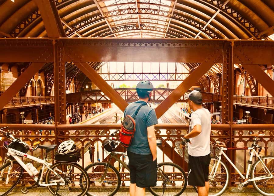 São Paulo: Downtown Historical Bike Tour - Pátio do Colégio and Sé Cathedral