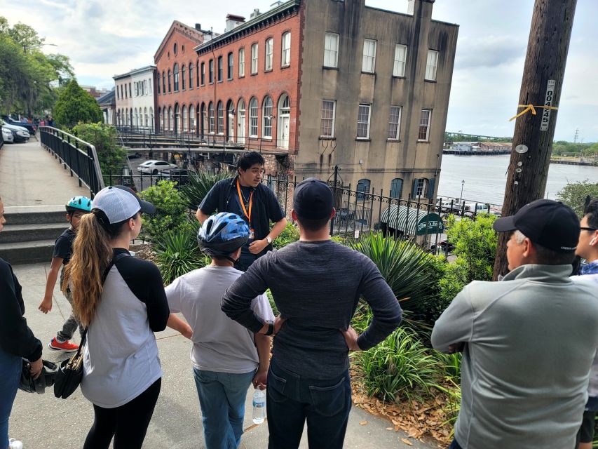 Savannah: Historical Bike Tour with Tour Guide - The rolling concierge after the ride