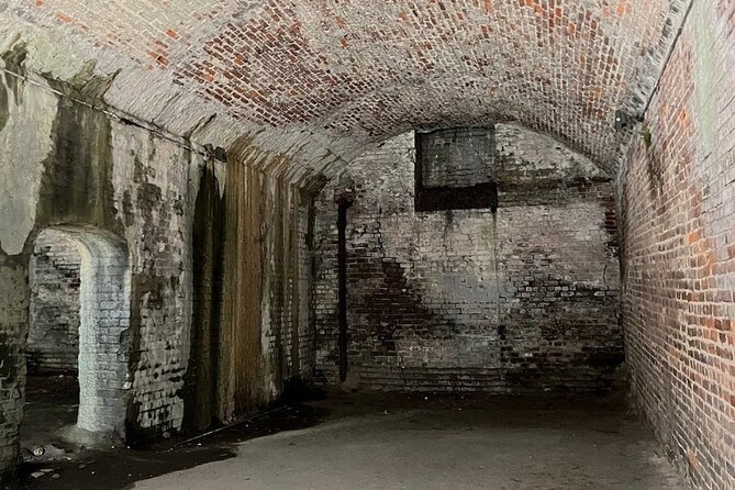 Savannah Slavery to Freedom Guided History Tour - Laurel Grove Cemetery and memory in Savannah