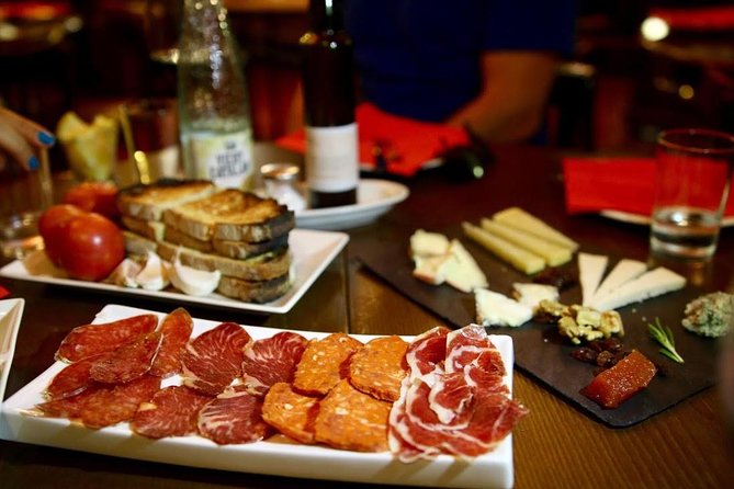 Savor Spain: Food, Wine, History & Culture Small Group Tour in Old Barcelona - Four neighborhoods, fifteen dishes, and a useful Barcelona orientation