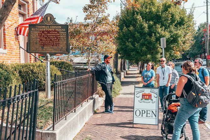 Secrets of Louisville: Food & History Walking Tour in NuLu - Fried chicken, biscuits, and serious portions