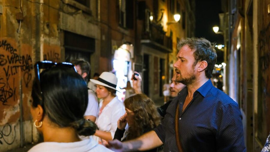 Secrets of Rome: Historical True Crime Small Group Tour - Piazza Farnese adds power, family, and intrigue