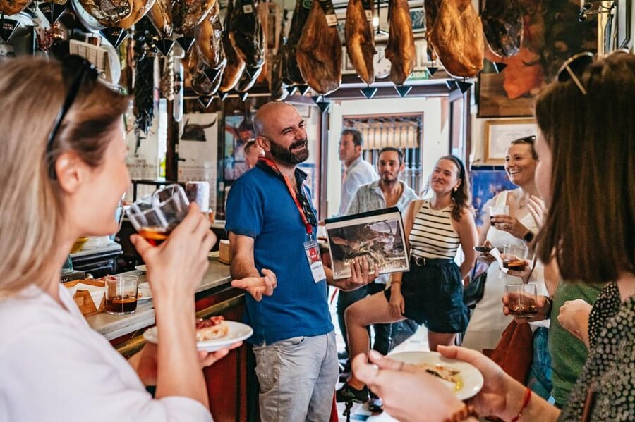 Seville: Tapas, Taverns and History Guided Walking Tour - Why this tapas walk works so well in Seville