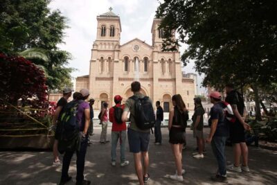 Shared Medellín Downtown Tour with Wireless Audio