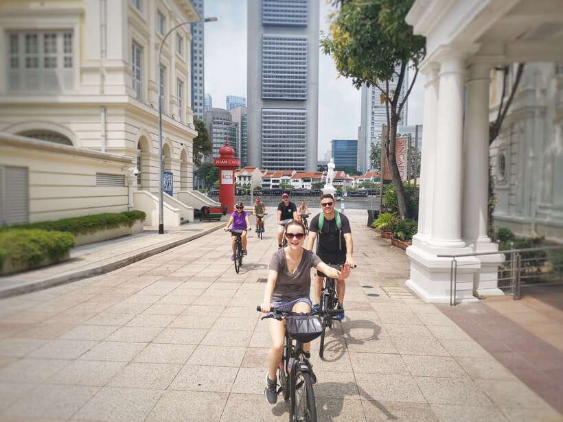 Singapore: Historical Half-Day Bike Tour - The bicycles, road conditions, and physical effort