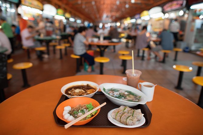 Singapore Private Food, Culture and Heritage Tour with 9 tastings - Starting in Kreta Ayer and Chinatown