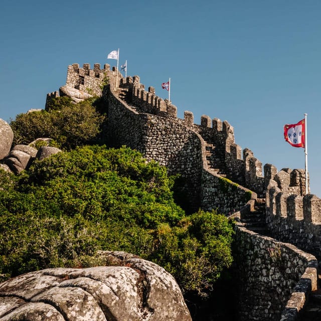 Sintra: Private Sightseeing Tuk Tuk Tour - The guide makes the difference