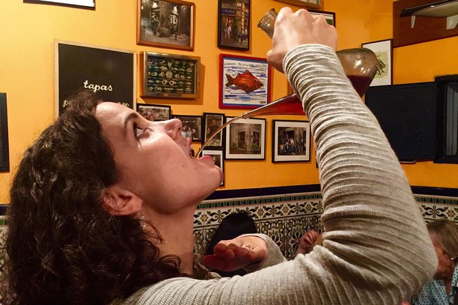 Sip, Sites & Bites Barcelona Food, Drinks & History Tour - Who should book this food tour?