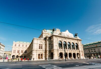 Skip-the-Line Schonbrunn Palace Guided Tour and Vienna Historical City Tour