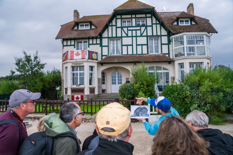 Small-Group Canadian Normandy D-Day Juno Beach from Paris - Guides make or break a history tour