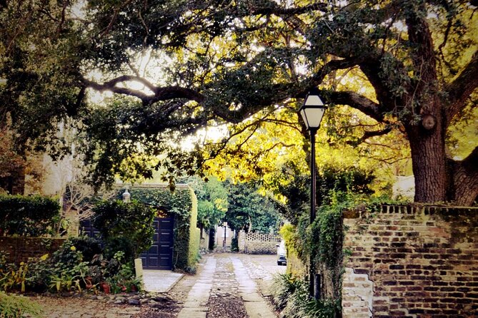 Small Group Historic Charleston walking Tour - Who should book this Charleston walk?