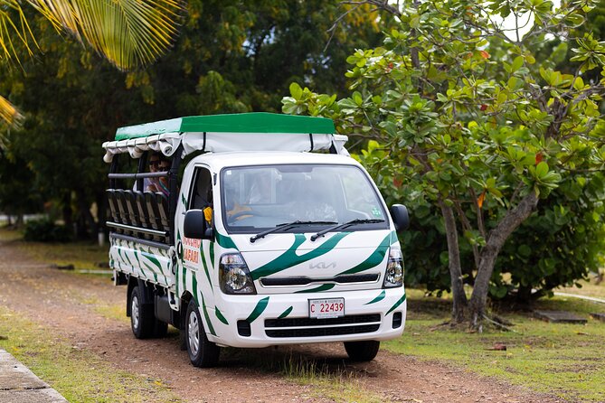 SoCoHo Jeep Safari - Historical Sites - Lunch - Beach - Road House lunch, the part that feels most local