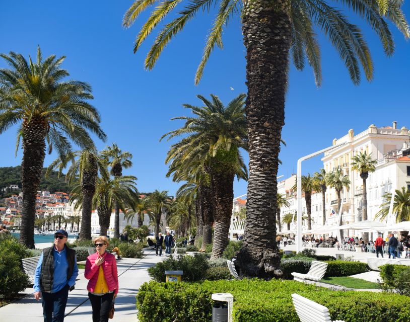 Split: Local History and Culture 90-Minute Walking Tour - Finding the fountain above the Golden Gate