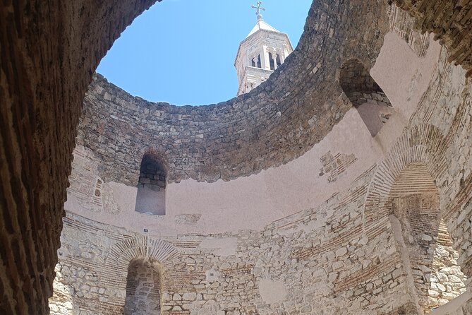 Split Walking Tour with Professor of History - Seeing Saint Domnius as Roman mausoleum and church