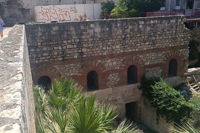 Split Walking Tour with Professor of History - Marmontova Street and Prokurative