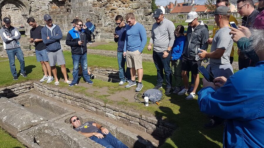 St Andrews: Town, Golf, and Old Course History Tour - Who should book this experience