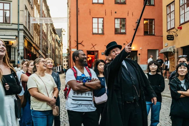 Stockholm: Ghost Walk and Historical Tour - The opening walk through Stockholm’s oldest streets