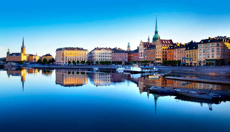 Stockholm: Old Town Historical Walking Tour, small group - Stortorget, the old marketplace, and Sweden’s darker stories