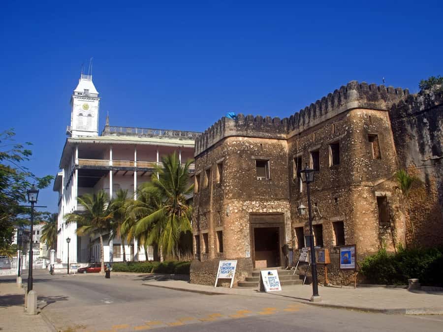 Stone Town's Hidden History: Private Guided Walking Tour - The Old Fort and Stone Town’s first layers