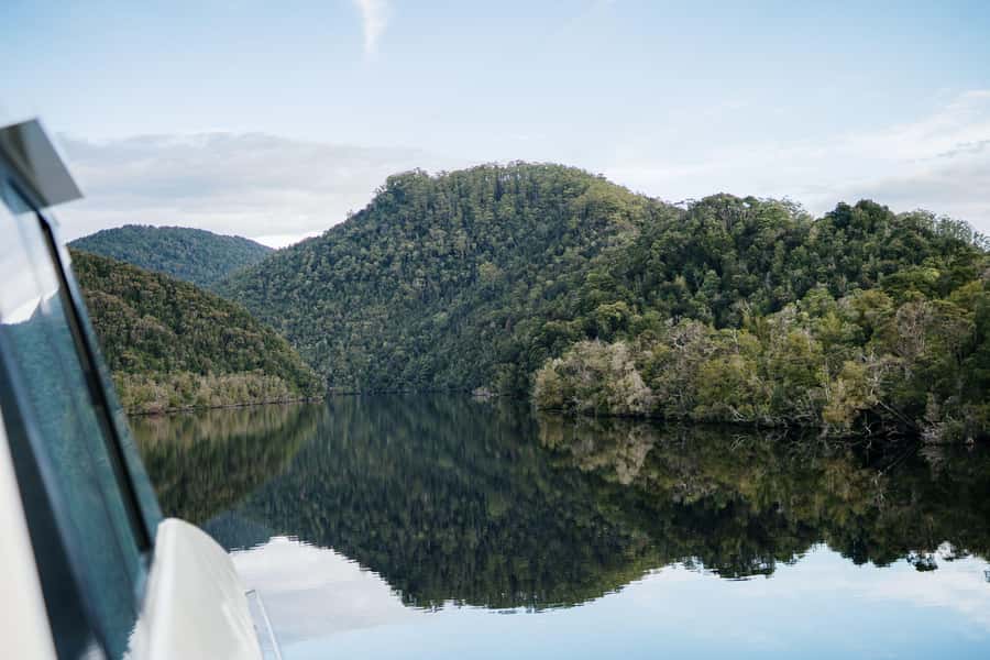 Strahan: World Heritage Cruise on Gordon River with Lunch - Lunch with Tasmanian produce