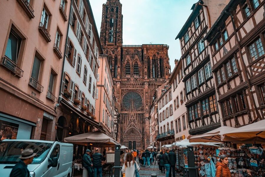 Strasbourg: Private Walking Tour of the Historical Center - Notre-Dame Cathedral, the city’s main visual marker