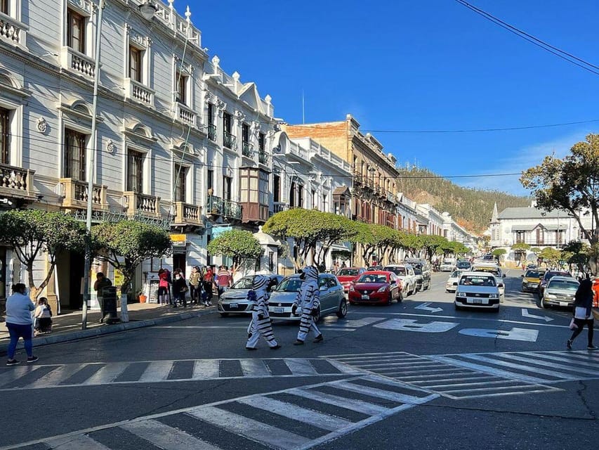 Sucre: Free Walking tour (History, culture and traditions) - The viewpoint and mountain views