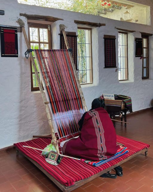 Sucre: Free Walking tour (History, culture and traditions) - The old public university and its courtyards