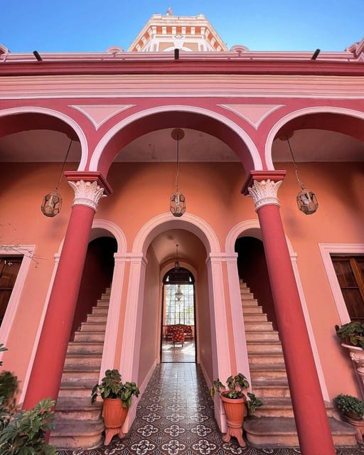 Sucre: Free Walking tour (History, culture and traditions) - The Street of Cats and the city’s birthplace