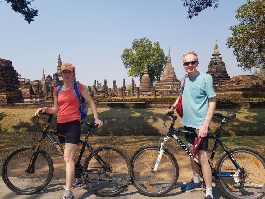 Sukhothai: Full-Day Historical Park Cycling Tour with Lunch - Local crafts and everyday Sukhothai