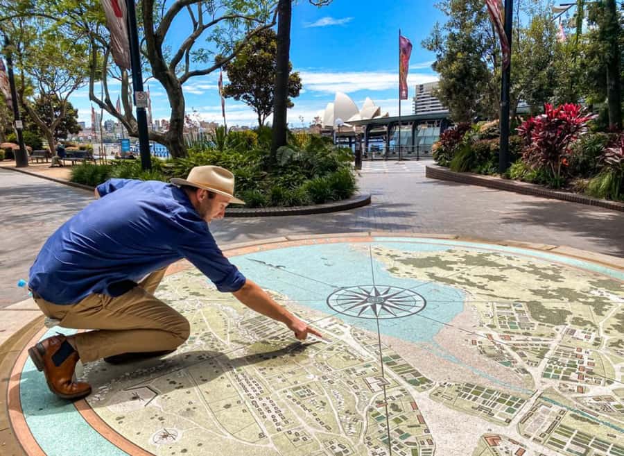 Sydney Convicts, History & The Rocks 2.5-Hour Walking Tour - Macquarie Place Park and an ambitious governor