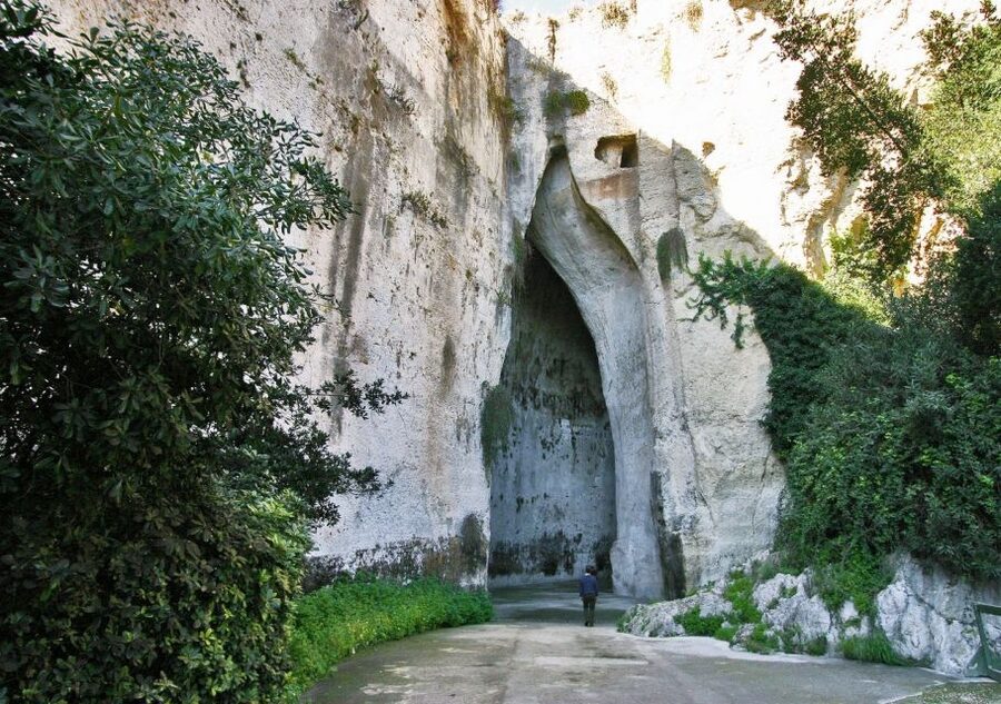 Syracuse: Neapolis Archaeological Park Small Group Tour - Hearing the Ear of Dionysius