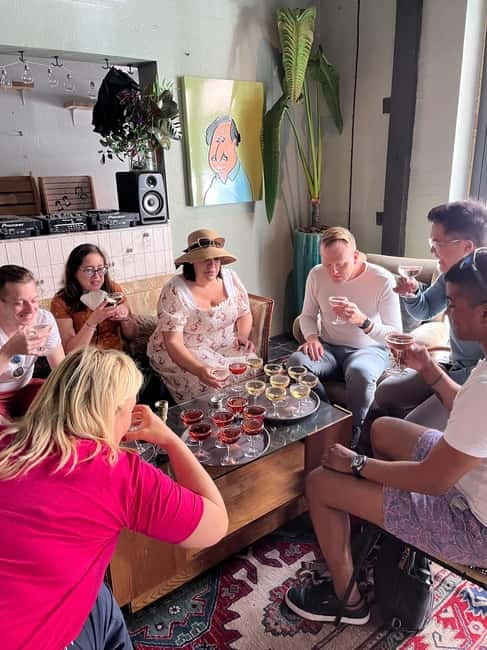 Tallinn: Food and History Walking Tour - Local drinks, from kali to berry wine