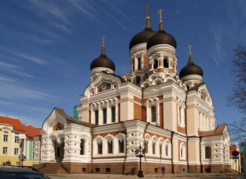 Tallinn: Guided Old Town Historical Walking Tour - Why this Tallinn walking tour works so well