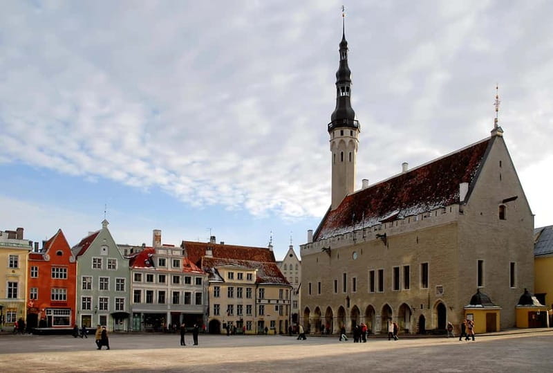 Tallinn: Guided Old Town Historical Walking Tour - Finishing where you began