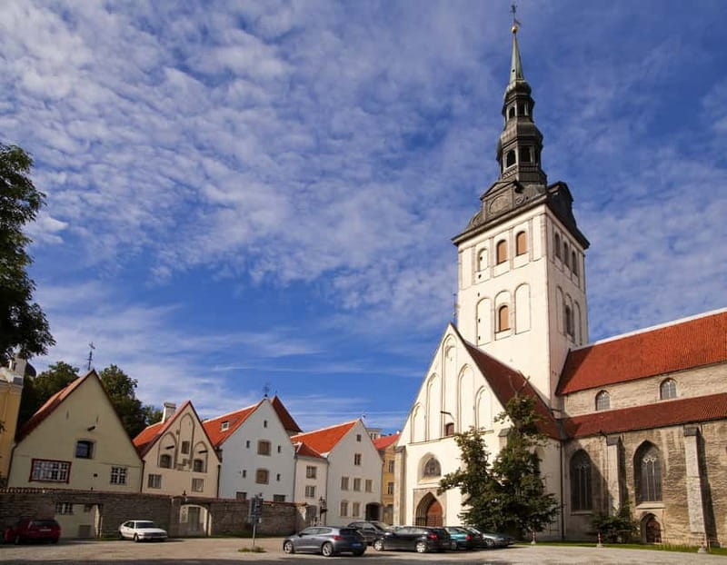 Tallinn: Private Guided Walking Tour of the Medieval City - Adding Kalamaja and modern Tallinn
