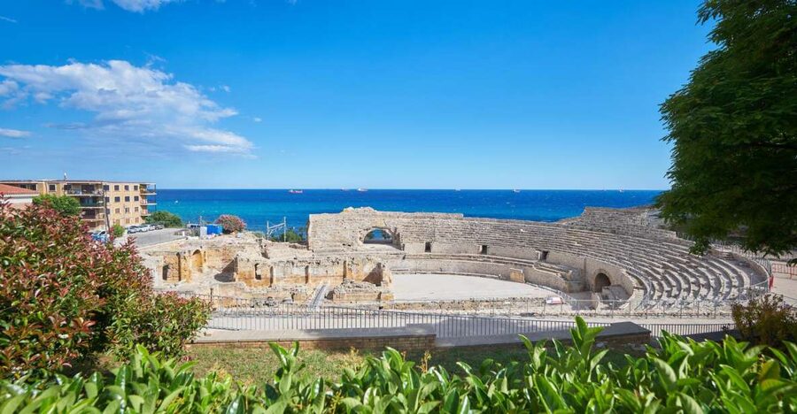 Tarragona: Roman Heritage Guided Walking Tour - The Circus vaults and the city’s ancient crowd