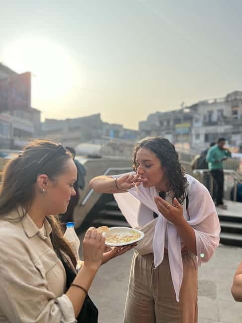 The Great Indian Food Tour: Old Delhi Food and Heritage Walk - The Short Rickshaw Ride