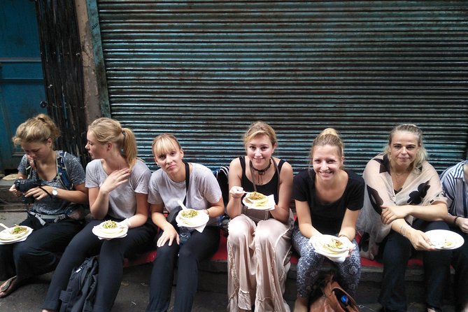The Great Indian Food Tour: Old Delhi Food and Heritage Walk - Walking Through Chandni Chowk