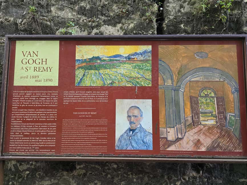 The historic district of Montmartre - Walking comfort, weather, and access