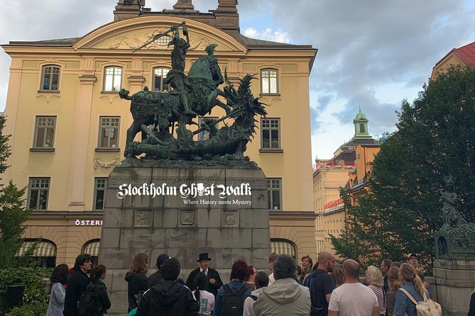 The Original Stockholm Ghost Walk and Historical Tour - Gamla Stan - Weather, clothing, and walking comfort