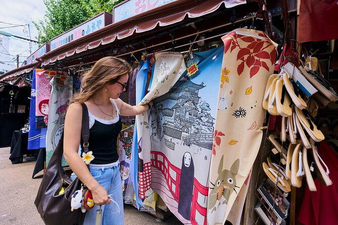 Tokyo: Asakusa & Sensoji ー Oldest Temple Walking Tour (2hrs) - Matcha treats at Kaminari Issa