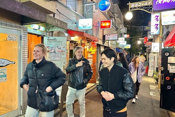 Tokyo: Shinjuku Historical Walking Tour & Secret Backstreets - Golden Gai, where the streets turn tiny