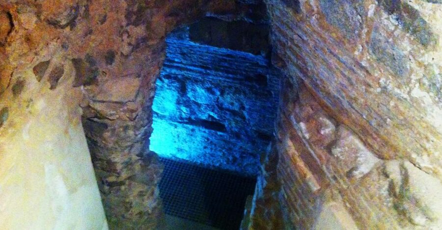Toledo: Ancient Underground City Tour in Spanish - Why Toledo’s underground world matters
