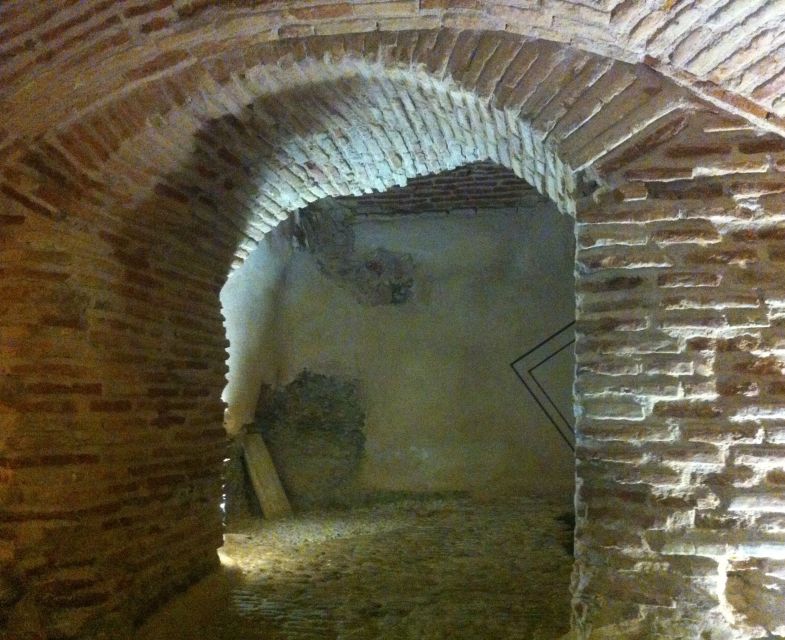 Toledo: Ancient Underground City Tour in Spanish - Who should book this Toledo tour?
