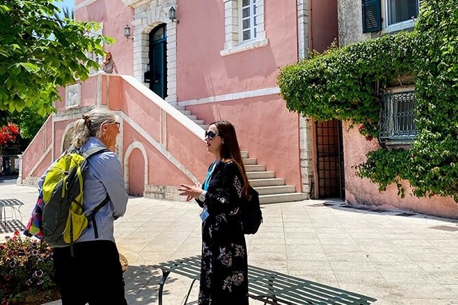 Tour in Corfu Town: Historic Buildings & Great Personalities - Campiello’s lanes and Venetian-style homes
