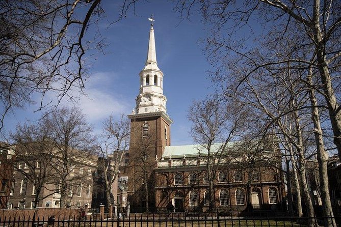True Crime Philadelphia and History Tour - Franklin’s grave and Christ Church Burial Ground